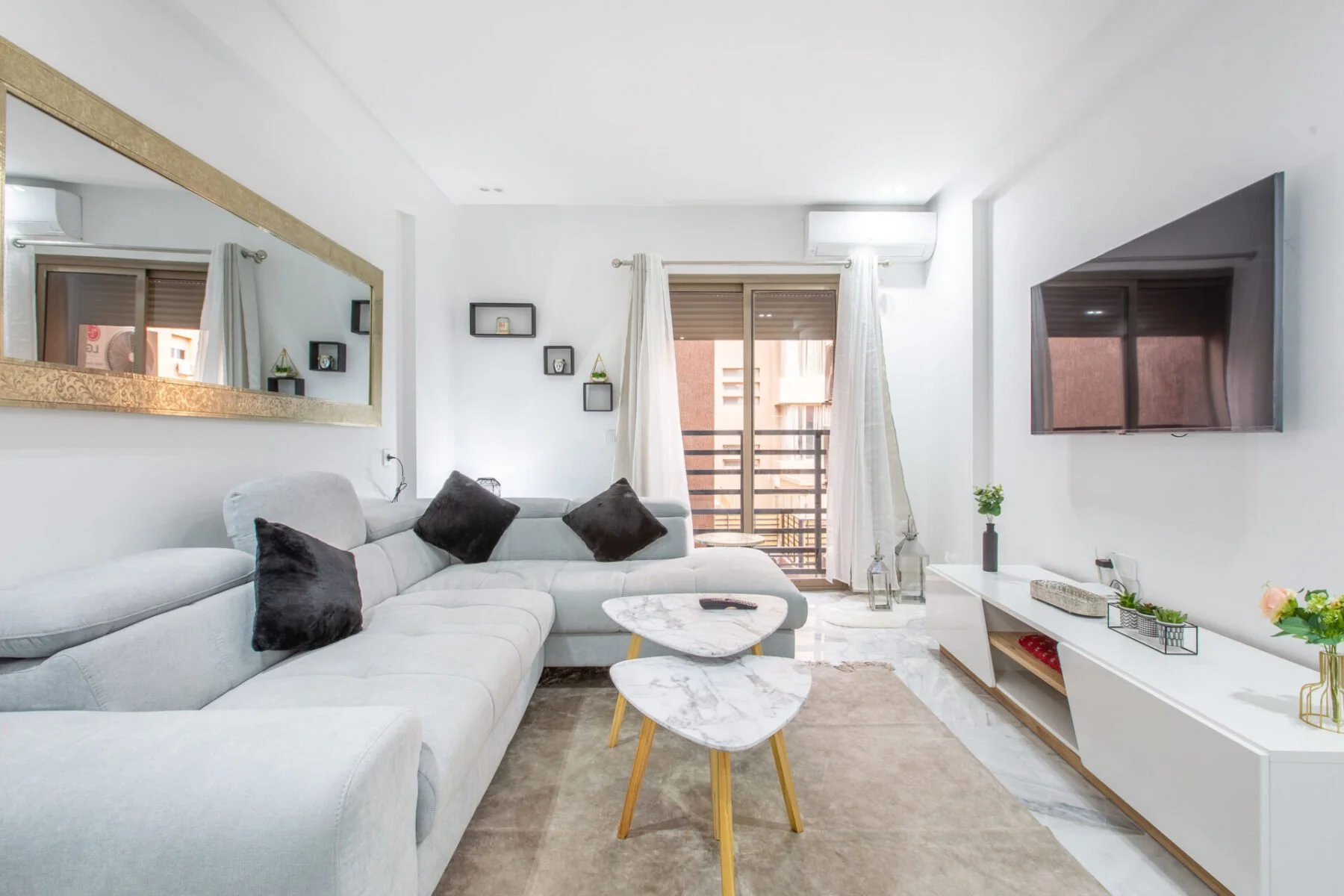 HALAAL TRAVELS Location Villa appartement gueliz marrakech 3b