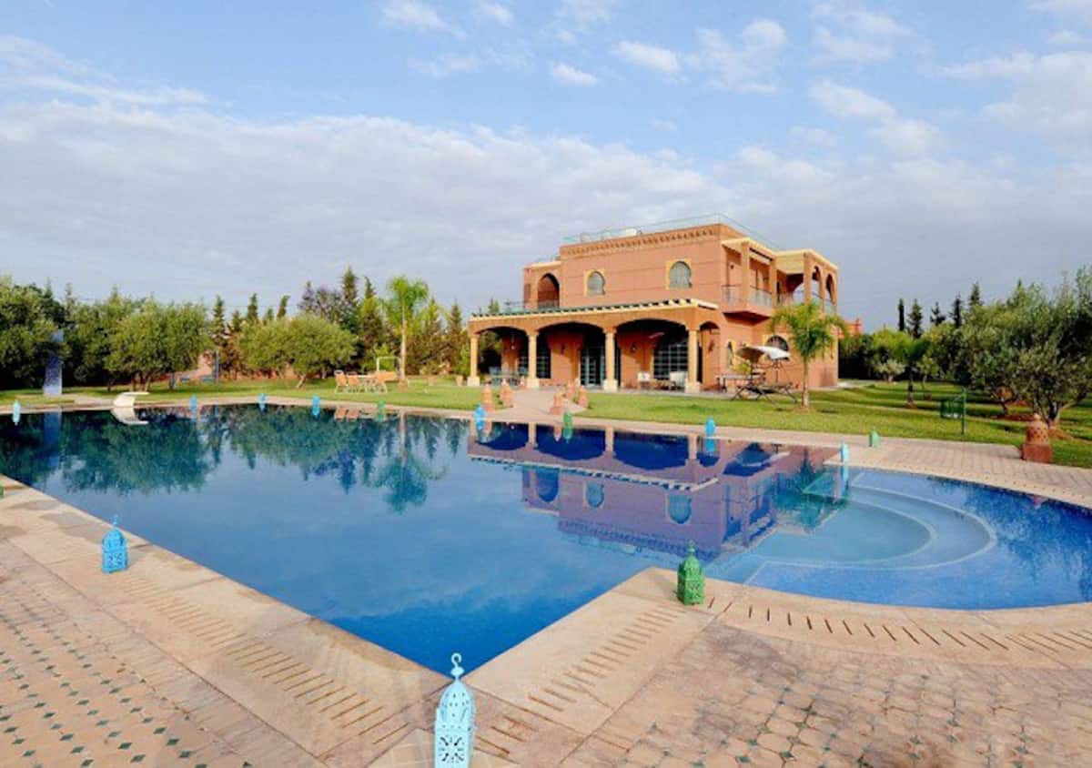 HALAAL TRAVELS Location Villa avec piscine marrakech 88d2